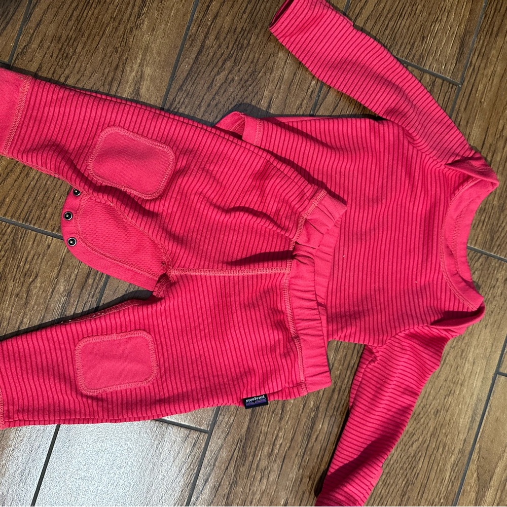 Patagonia-Hot Pink Capaline baselayer set outfit. 6-12m